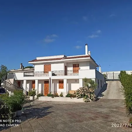 Trullo Pentimelle E Casa Pentimelle בית נופש *