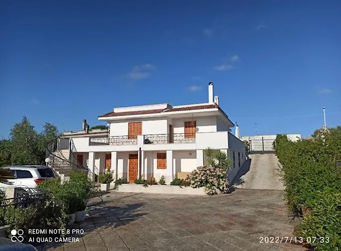 Trullo Pentimelle E Casa Pentimelle Дом отдыха *